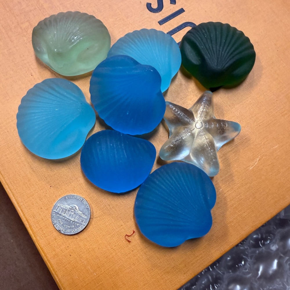 Vintage Frosted Sea Glass Shell & Starfish Decor Set 8pc Cobalt Seafoam Coastal - Picture 6 of 8